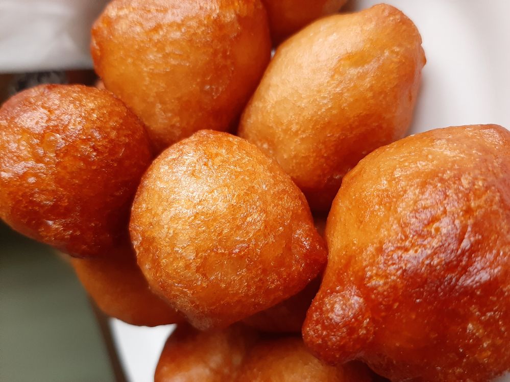 Caption: Freshly Made Puff Puff by Local Guide @Zino_