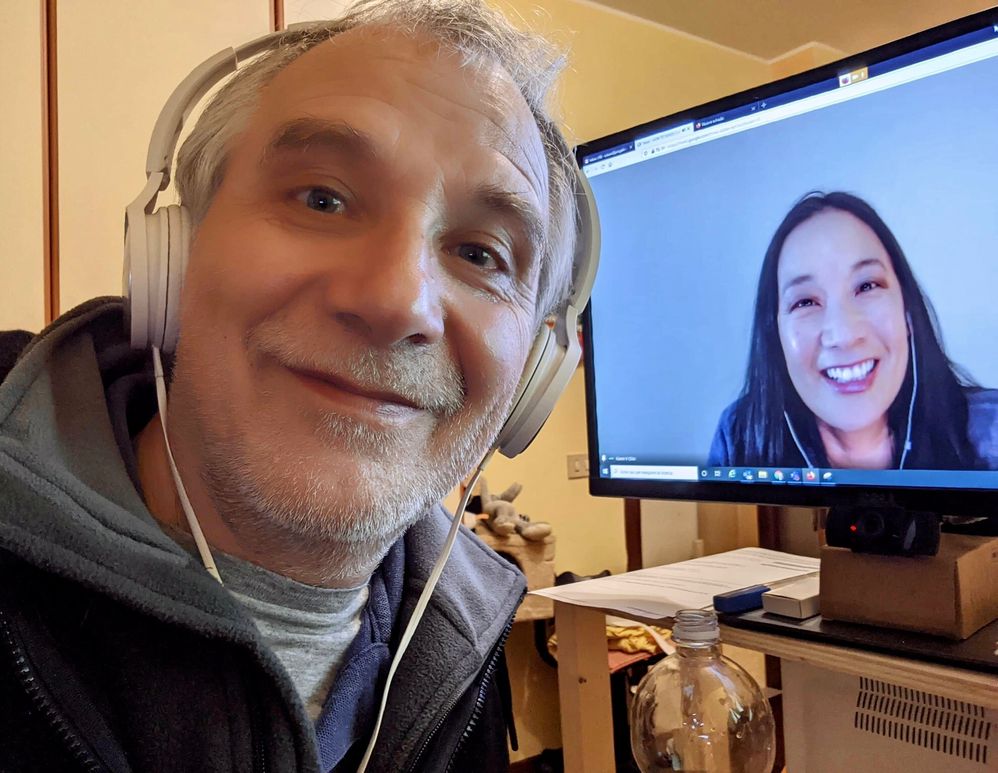 Caption: Italy Local Guides @ermest & USA Local Guide @karenvchin sharing a celebratory moment after finishing hosting their first virtual HOW TO SERIES Local Guides Talk Meet-up - Create Local Guides Virtual Meet-up Invite Talk, November 15, 2020.  Selfie: @ermest