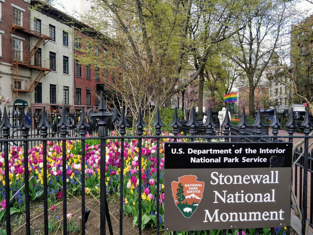 Caption: A photo of the front of the Stonewall National Monument. (Local Guide David Herszenson)
