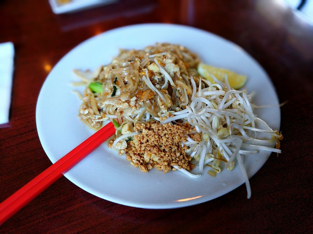 Pad thai. I wonder how many times I've had this by now.