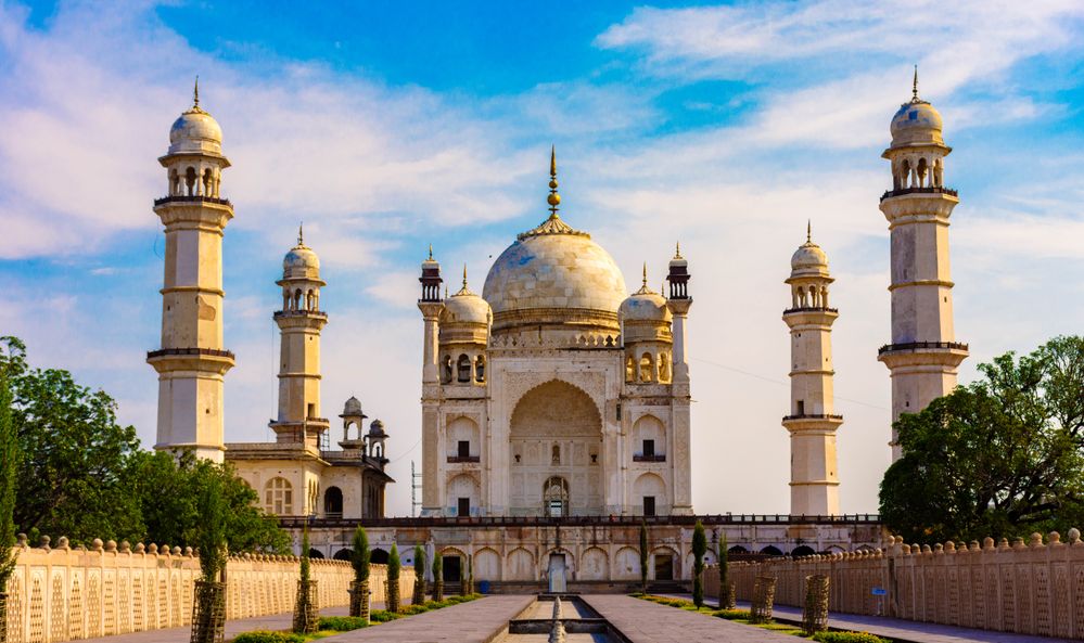 Bibi Ka Maqbara (mini Taj Mahal)