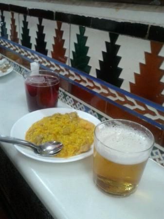 Paella Tapa with beer and Summer Red