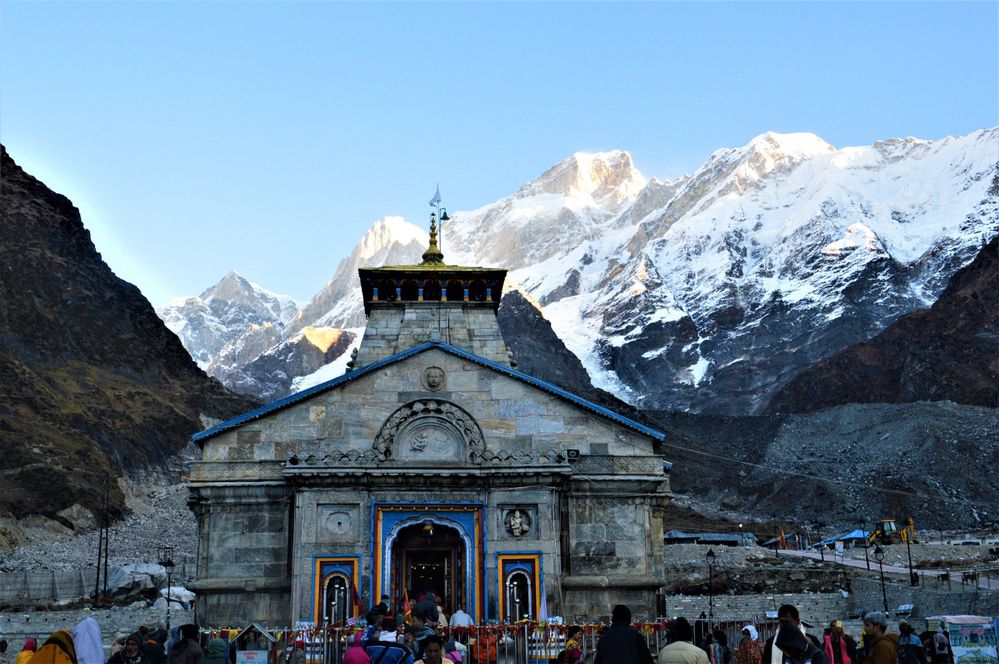 View of Kedarnath Temple at the time of sunrise