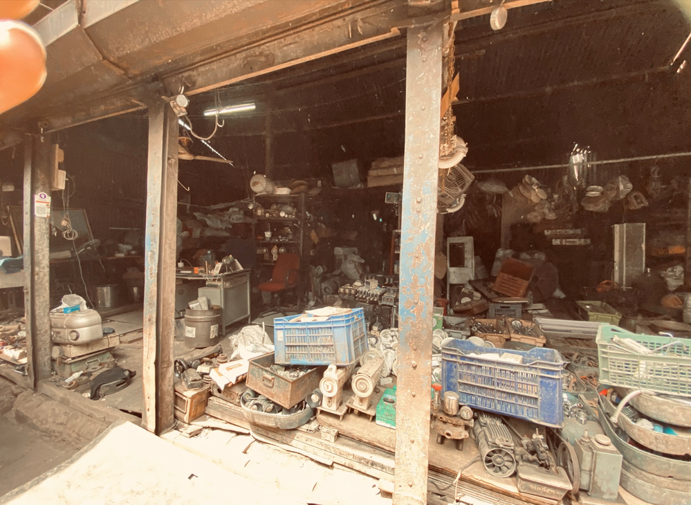 Second hand stores for vehicle parts