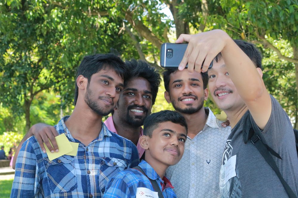 Selfie time. That "little" boy is Maqsood and had come all the way from Kasaragod for our meet up. He is over 18, but he looks really young. And beside me was Adhil, our videographer.