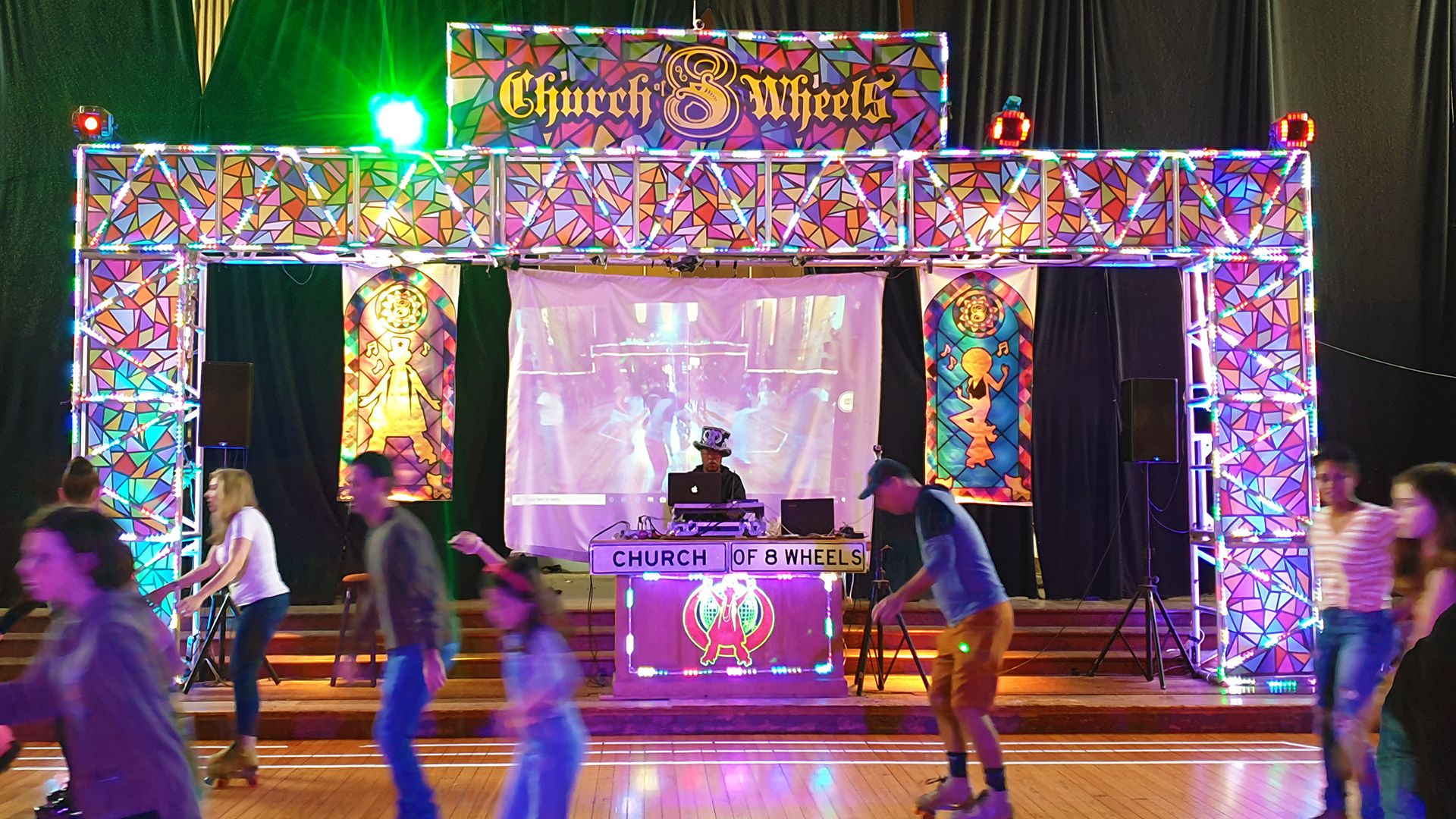 DJ play music on the Church Of 8 Wheels (San Francisco)