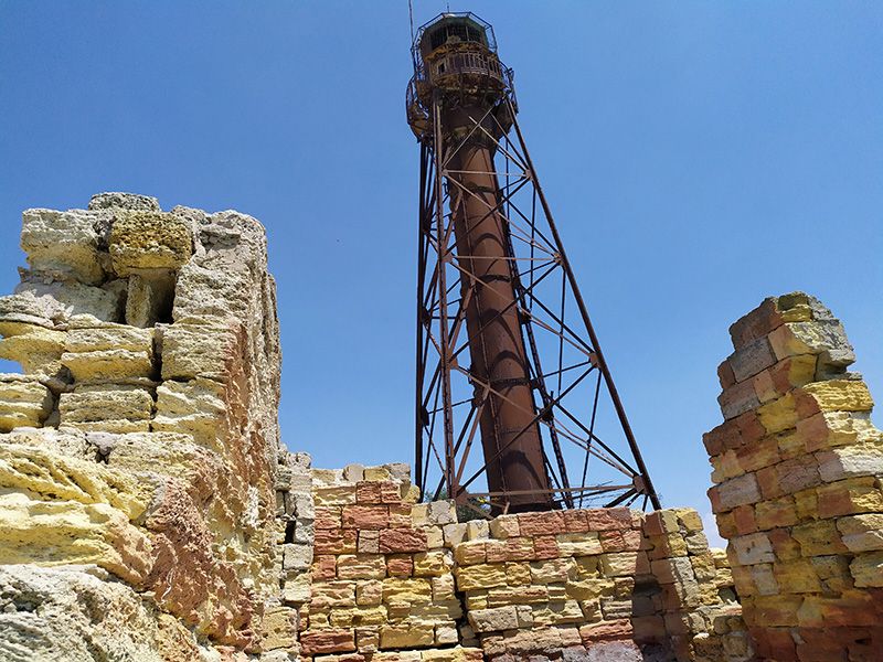 Цьому маяку більше 100 років