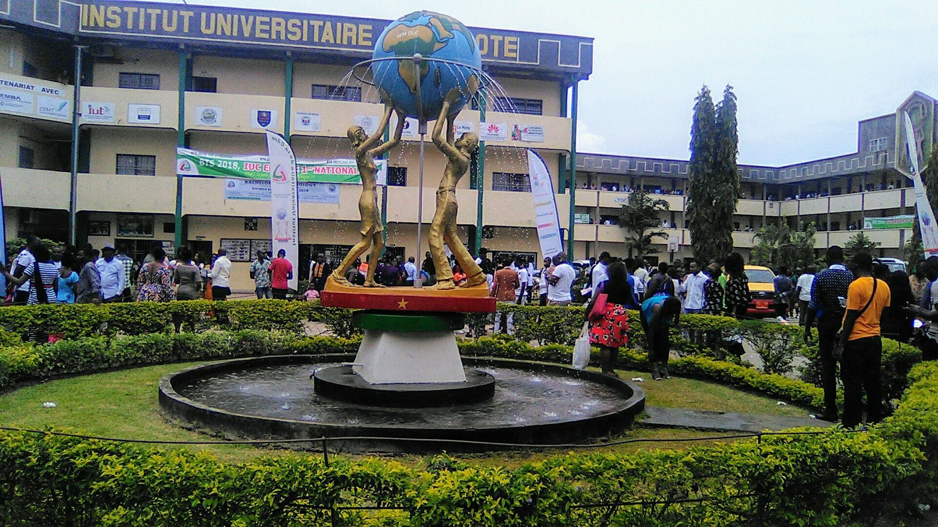 Institut Universitaire de la Côte, Douala