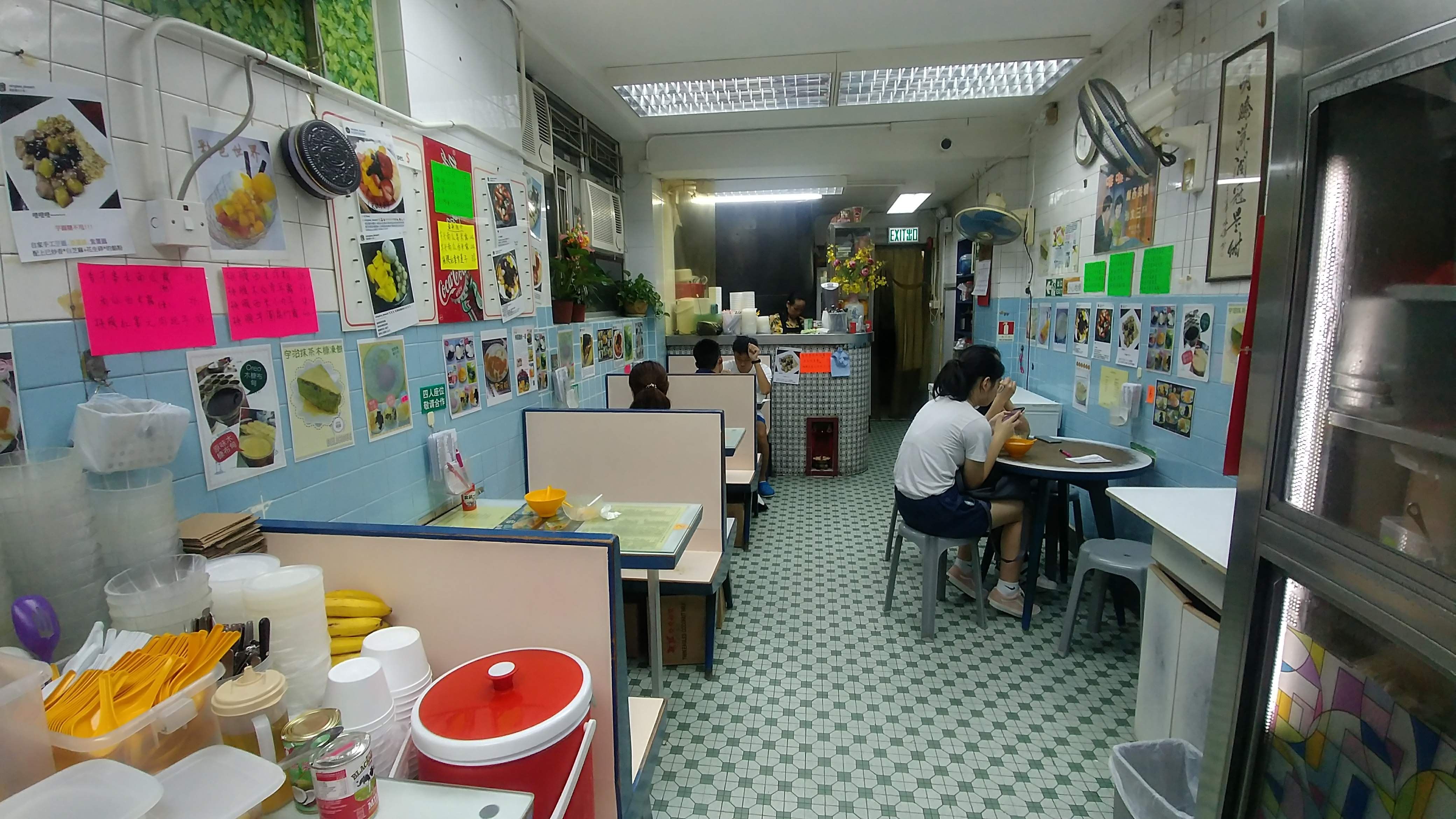 Booth Seat is commonly used in Cha Chaan Teng