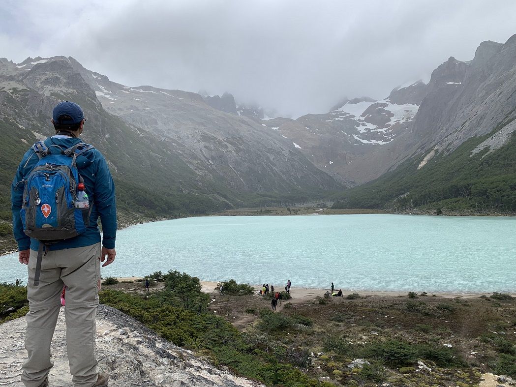 Caption: Mirando la laguna esmeralda - Ushuaia (Local Guides @FaridMonti)