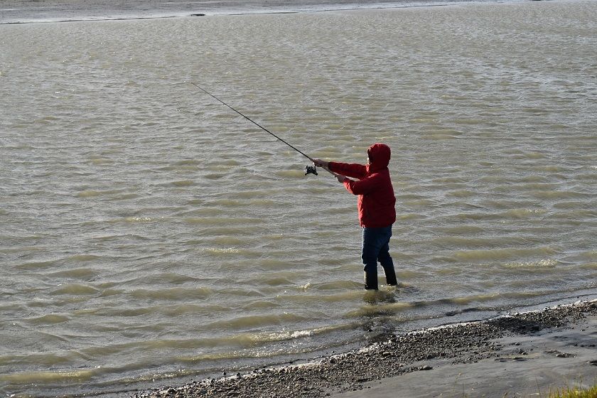 Caption: Pescando en el río - Río Grande (Local Guides @FaridMonti)