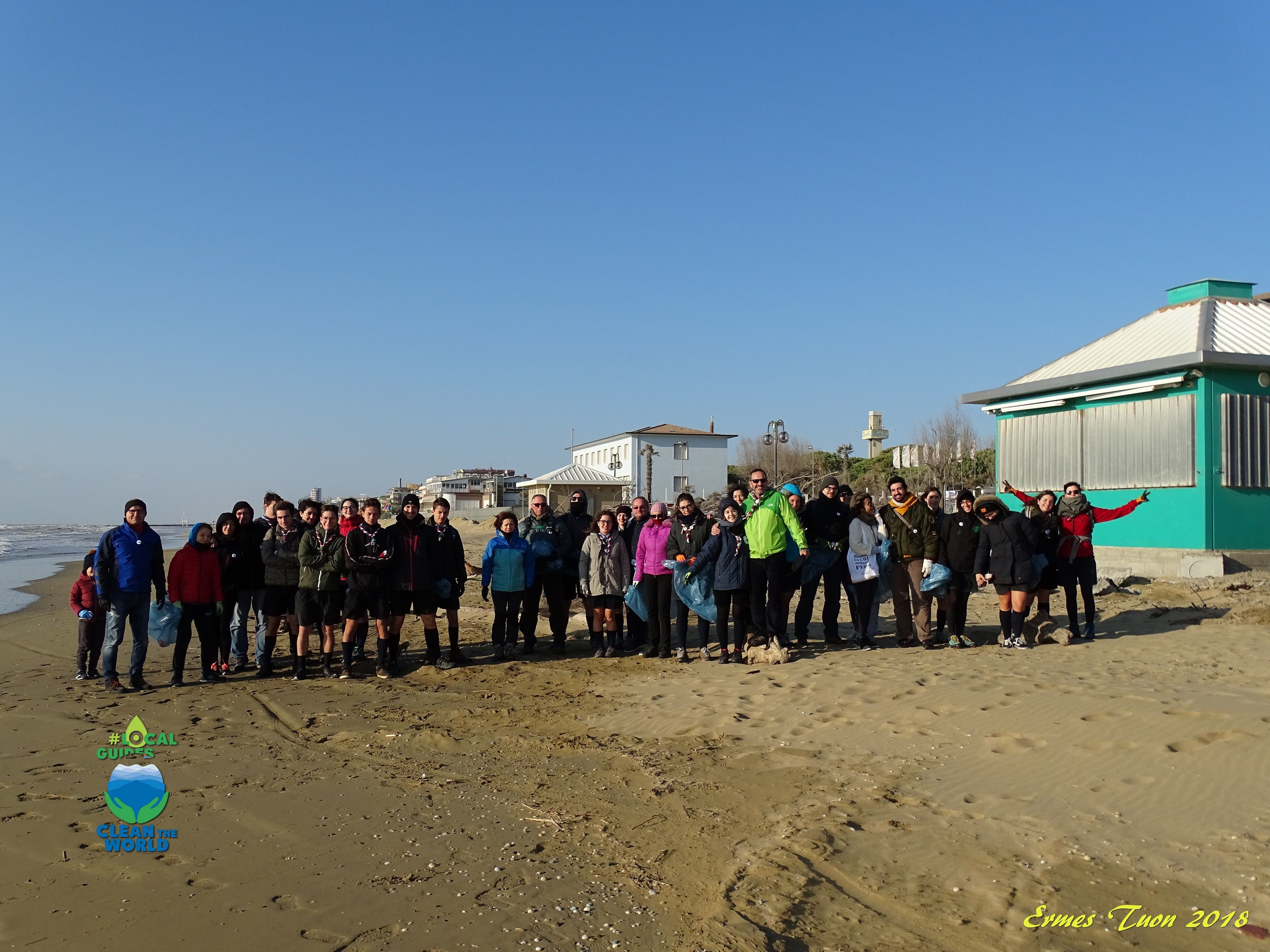 Caption: Group photo at LocalGuidesCleanTheWorls Meet-up - Photo credit: Local Guide @Ermest