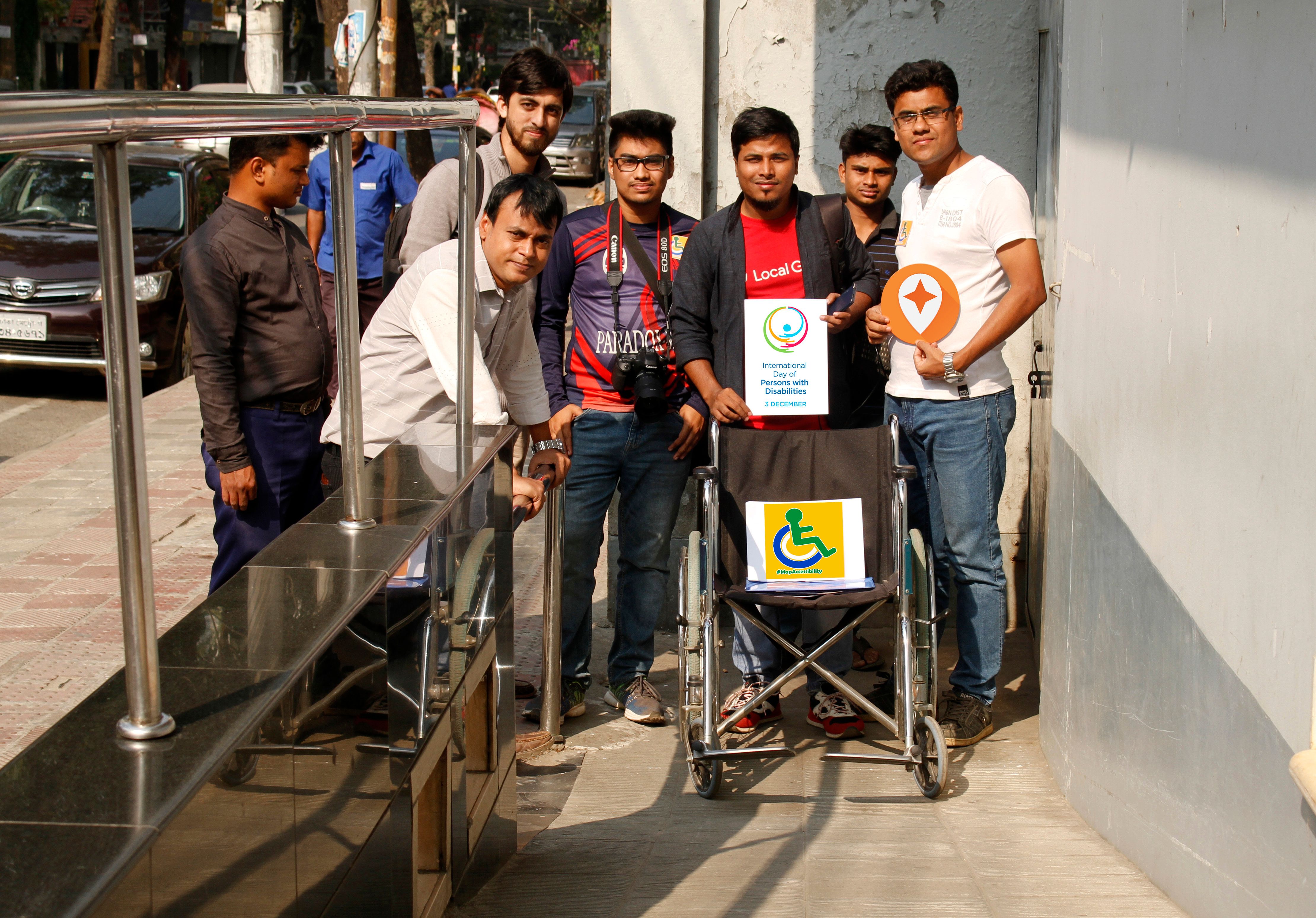 Group photo in front of the ramp