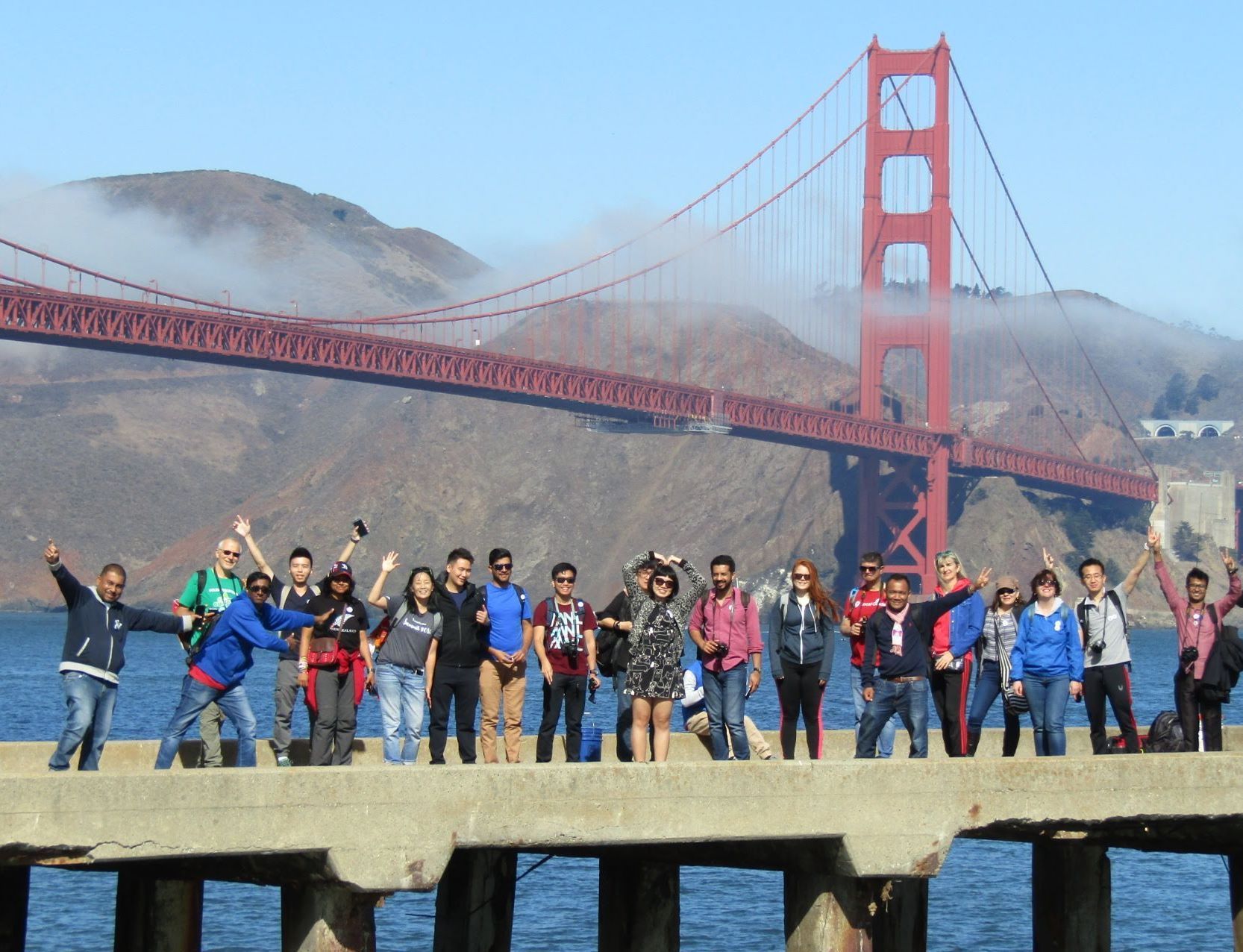 Local Guides Clean the World Connect Live 2018 Crew having fun in front of the Golden Gate Bridge Photo Credit: Myanmar Local Guide @Lattoria