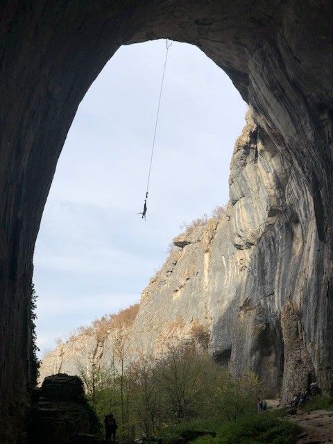 Caption, one of the entrances of the cave when people can do bungee jumping.