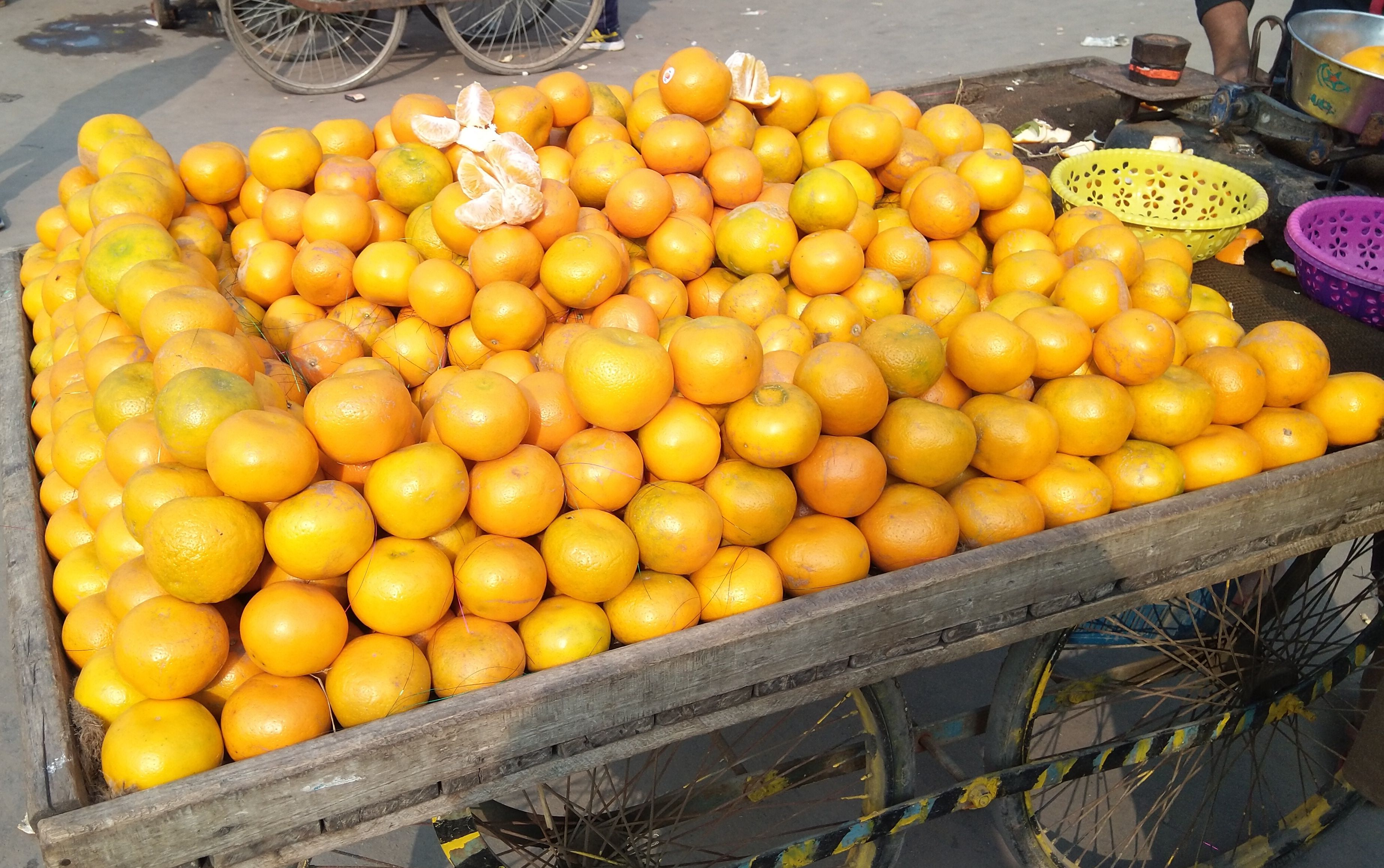 Sweet Orange also known as kinnu here. Full of vitamin c.