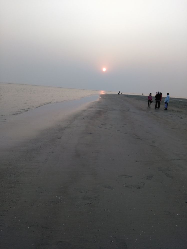 Sun sets at Bokkhali Beach