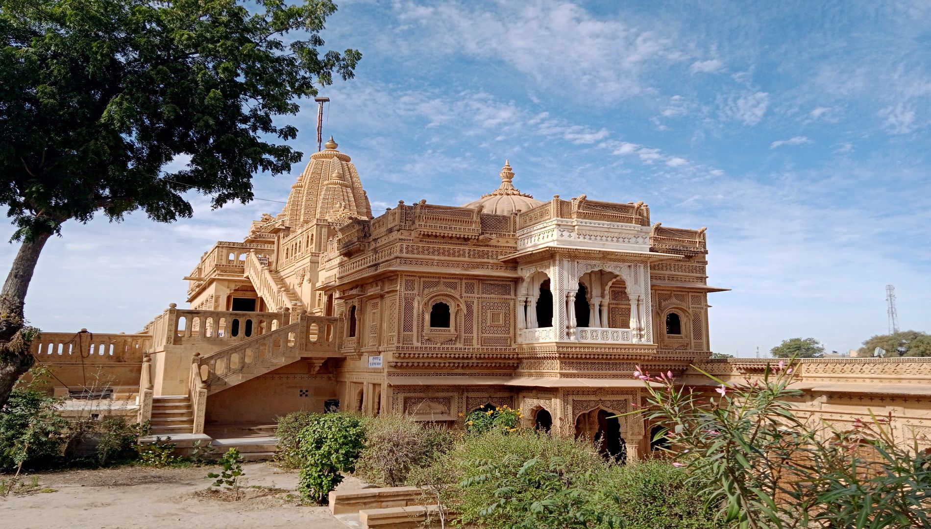 Amar Sagar Jain Temple near Jaisalmer photo