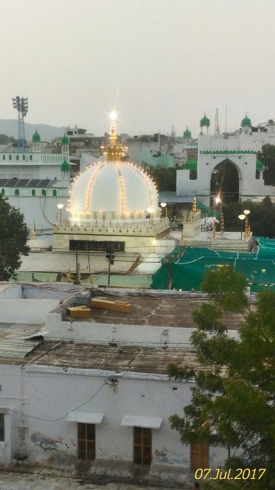 Dargah Khawja Garib Nawaz (4).jpg