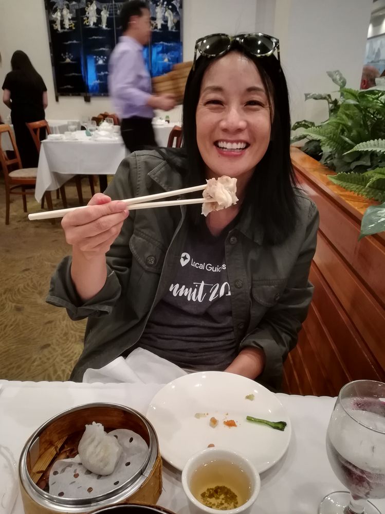 Eating wonderful Chinese food @KarenVChin