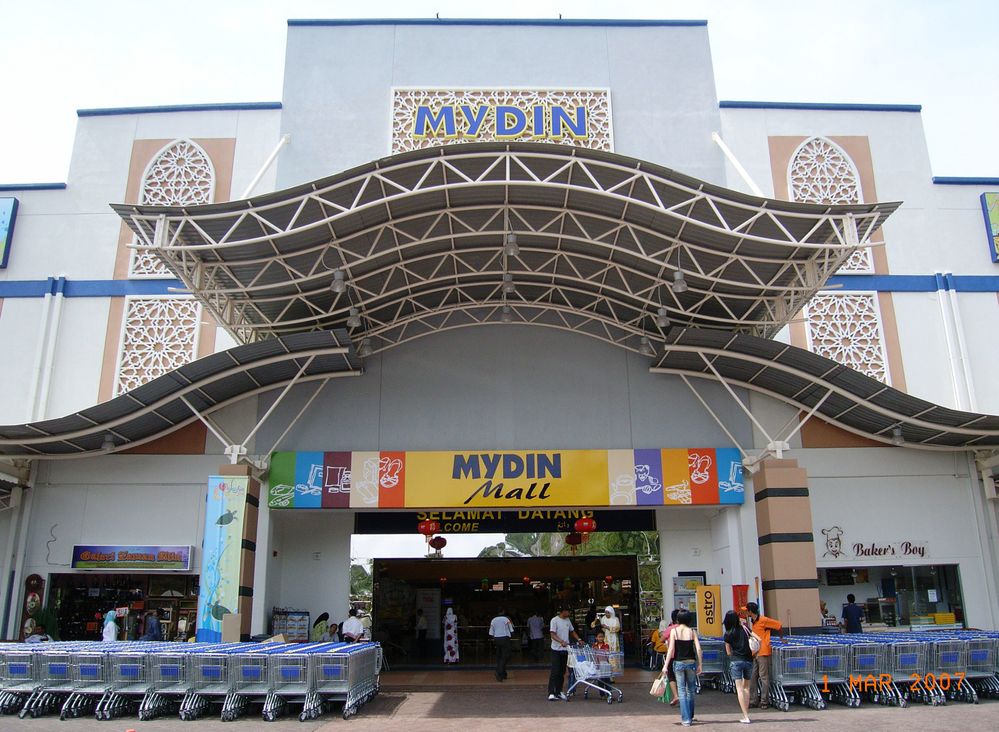 Main entrance Mydin Mall