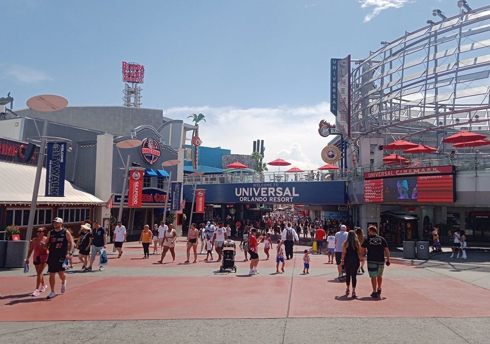 Main Entrance of the Universal Studios in Orlando