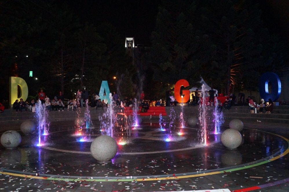 Cikapayang or Dago Park at night. source by Google