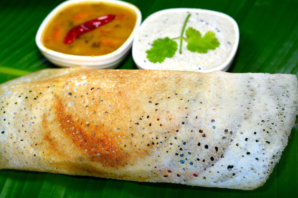 Dosa with sambar and chutney