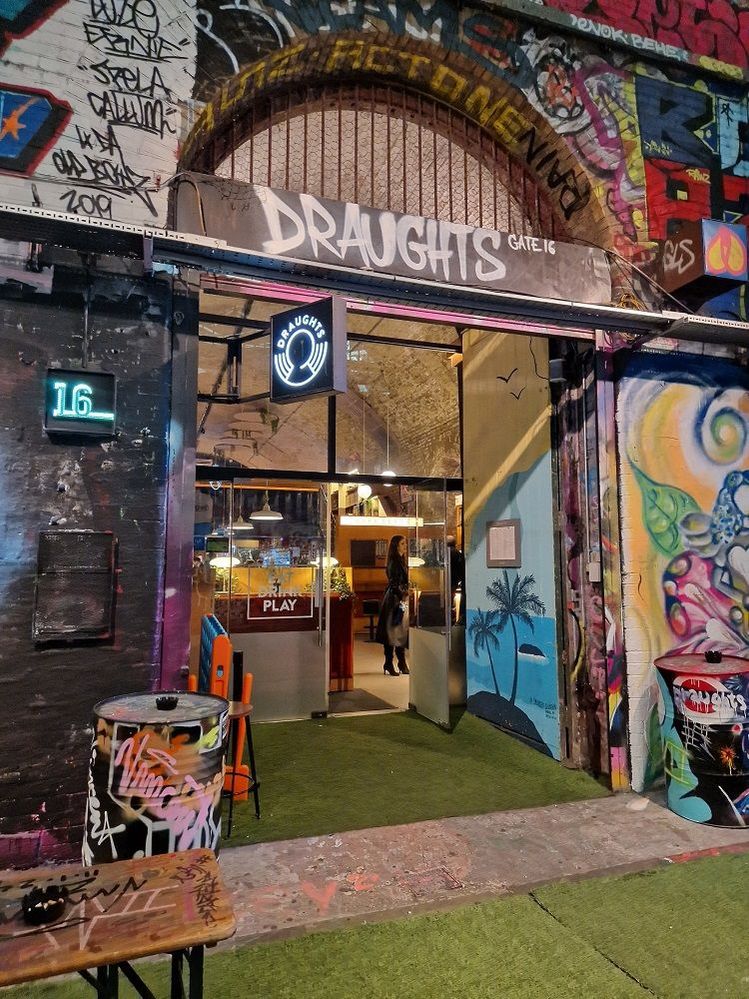 The Draughts  Pub in the middle of the tunnel