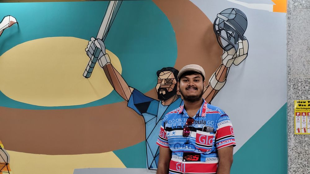 A mural at Howrah Maidan depicting Indian cricketing legend Virat Kohli