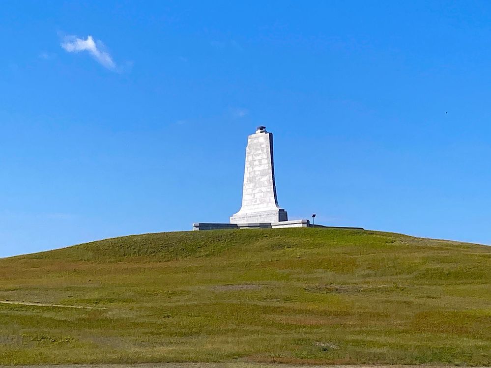 Monument atop Big Kill Devil Hill