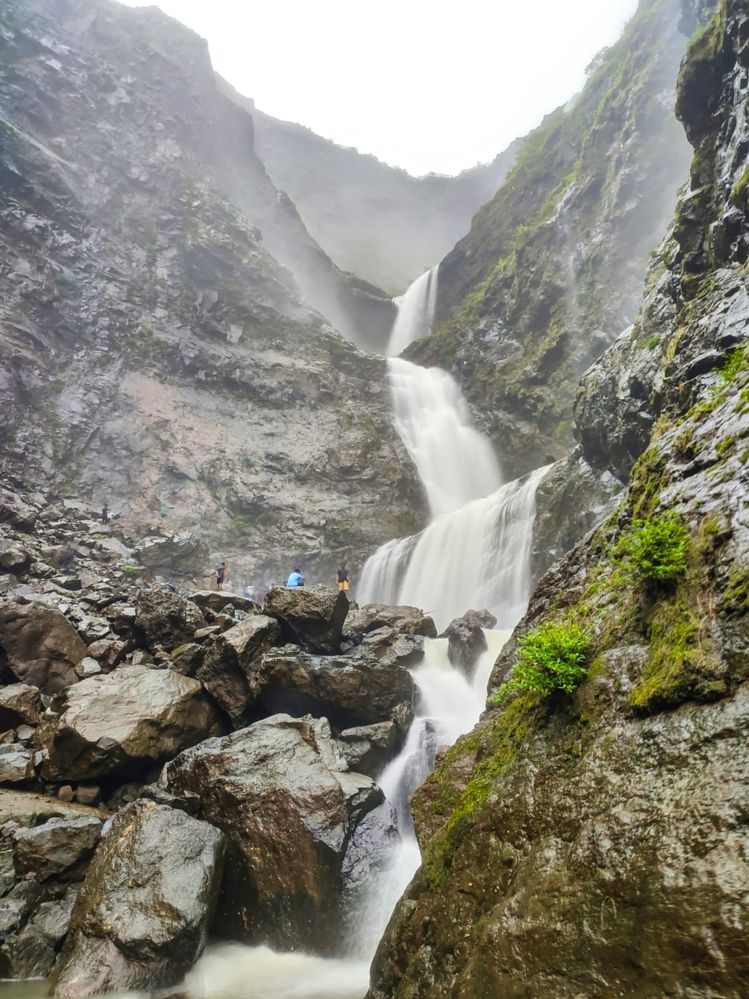Kalu Waterfall God'S Valley