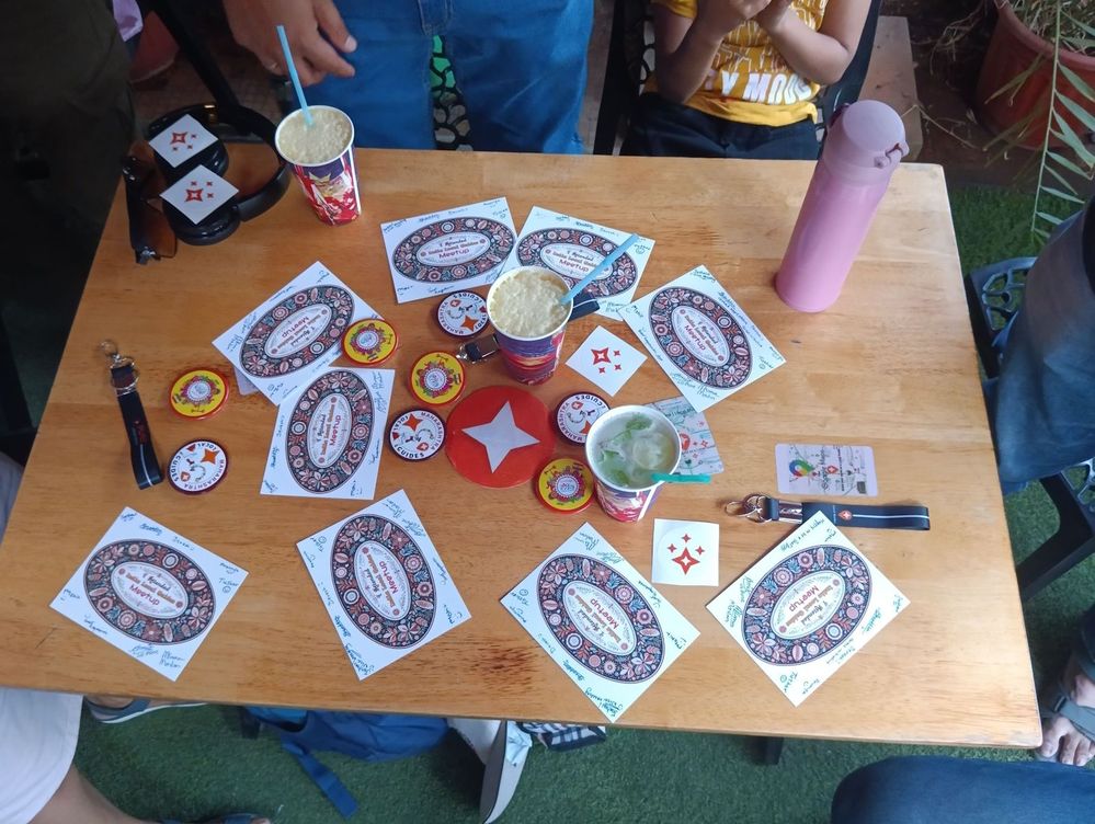 Sharing souvenirs, stickers, badges, and cards at the meetup - Adding Small Businesses by Persons with Disabilities