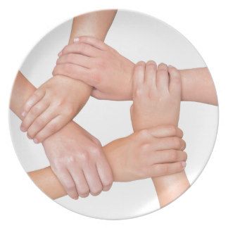 five_arms_of_children_holding_together_on_white_plate-rf5665eaacaa94a78b9c38da53389c010_ambb0_8byvr_324.jpg
