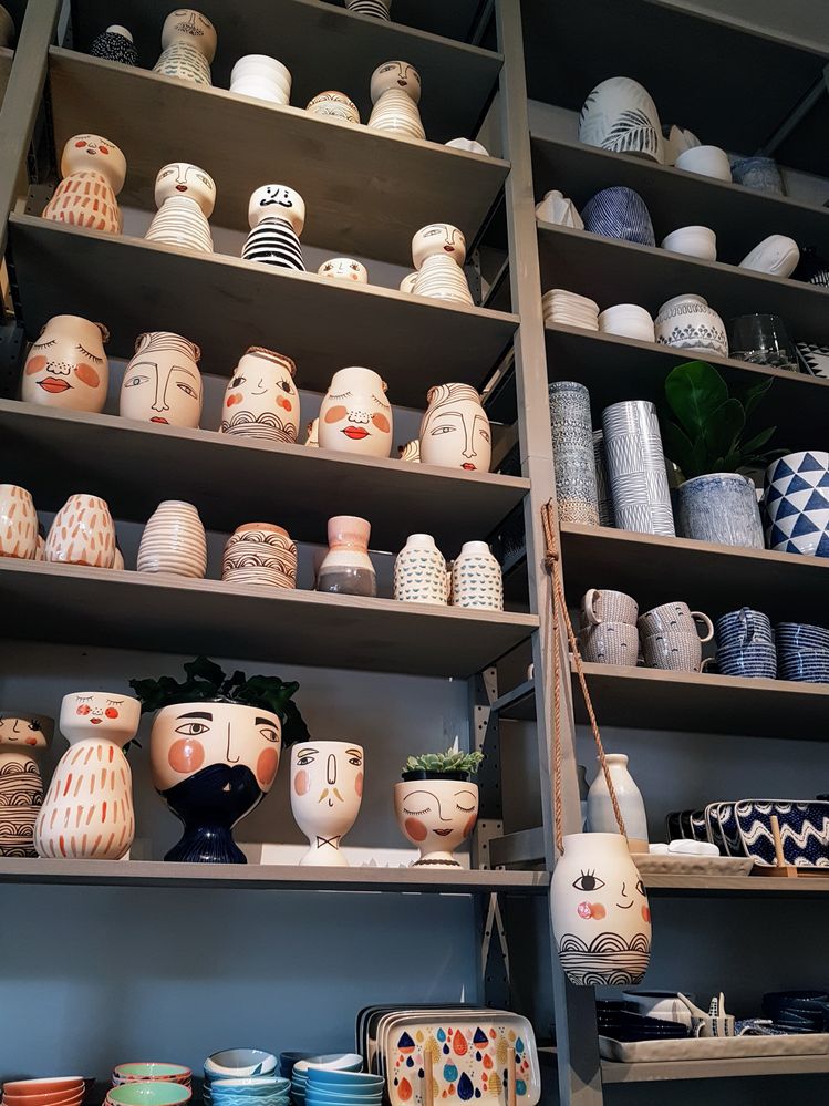 Find the French family in the new face vessels...
