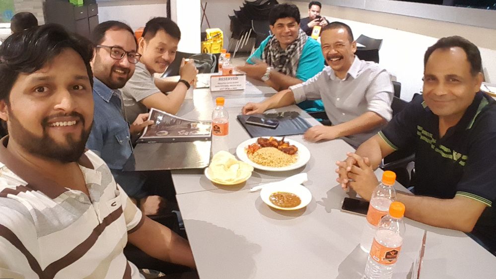 Another happy moment at our meetup in Quill City mall, Kuala Lumpur  (from left, me, nabeel, stephen, akmal, zul & atiq)