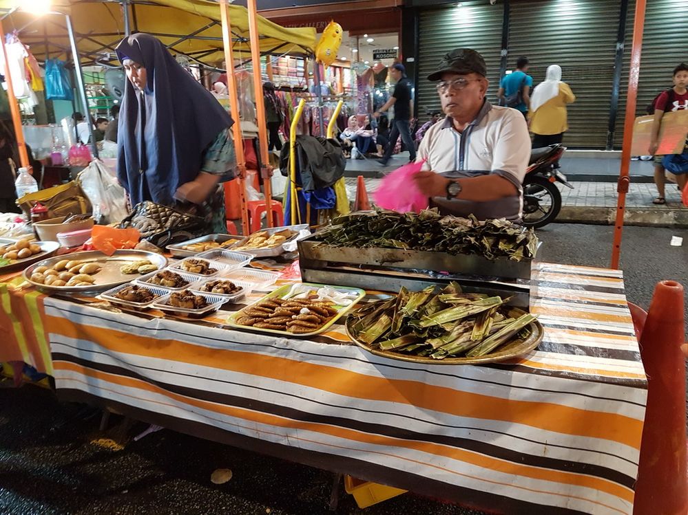 Another Malaysian favorite, grilled fish paste in coconut leaves: Otak-otak