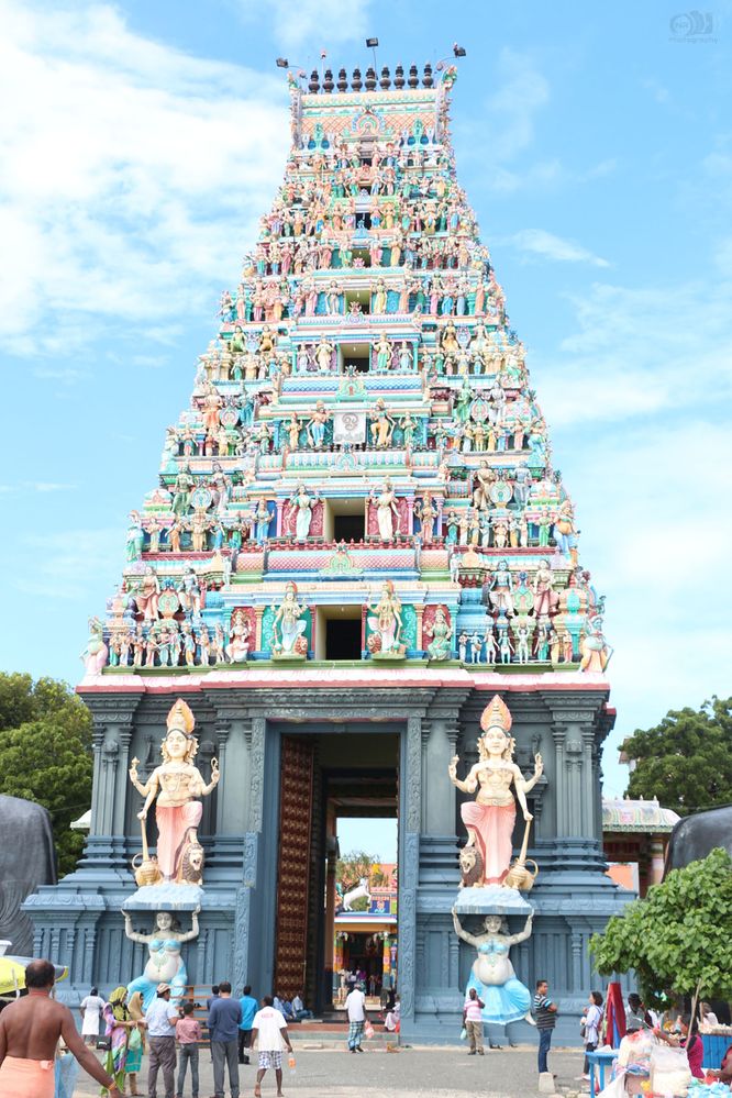 Nainativu Nagapooshani Amman Temple rajagopuram