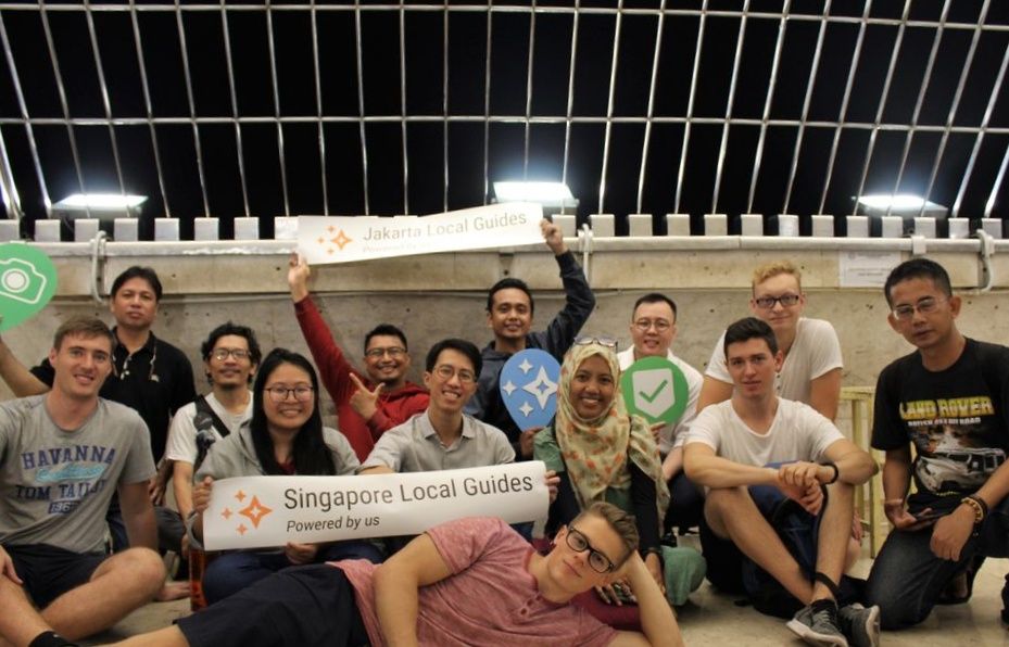 Julien welcoming meet up with Jakarta Local Guides (photo by JLG)