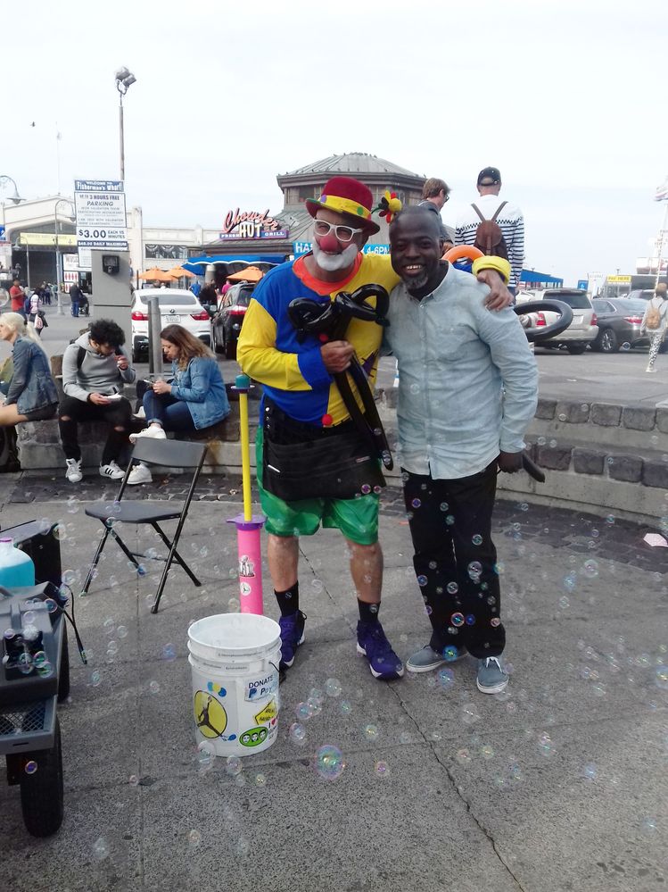 SanyaOdare with a clown at Fisherman's Wharf