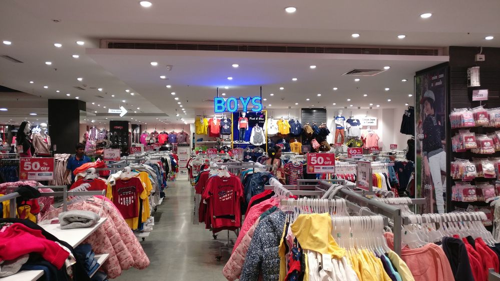 Big Bazaar (Boys Section)