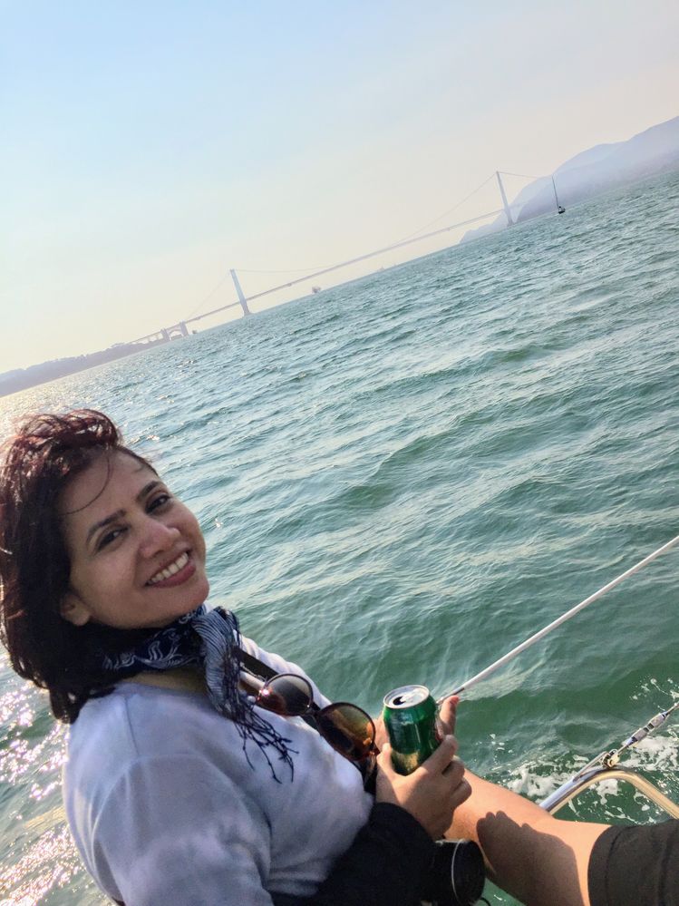 Connect Moderator @SoniaK enjoying the sites and breeze of the San Francisco Bay, LGSummit17