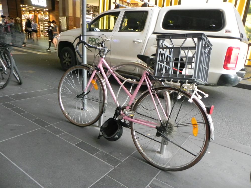 There are many ways of getting around in Melbourne.
