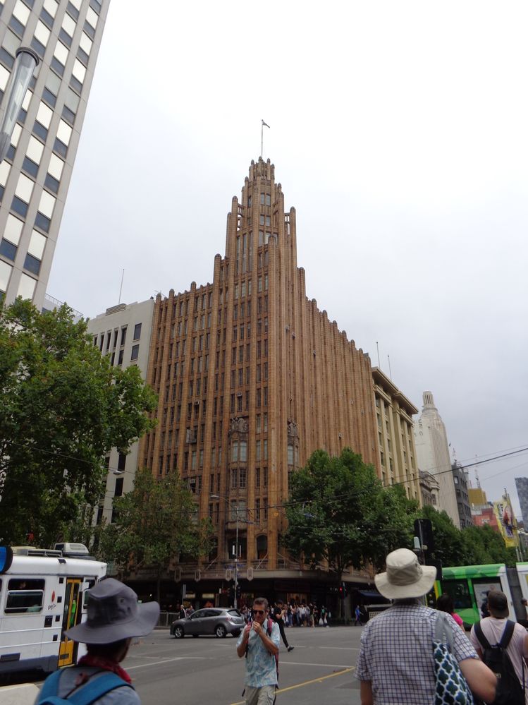"Manchester Unity Building represents a rare blend of art, science, culture and commerce" (http://manchesterunitybuilding.com.au/).  Cafe 1932 is on ground level. It takes its name from when the building was built.