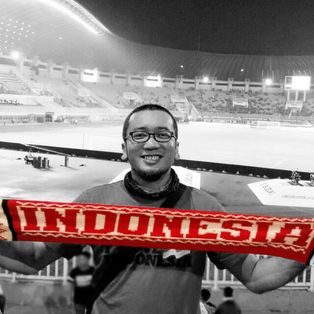 indonesian football supporters at Pakansari Stadium (Bogor)