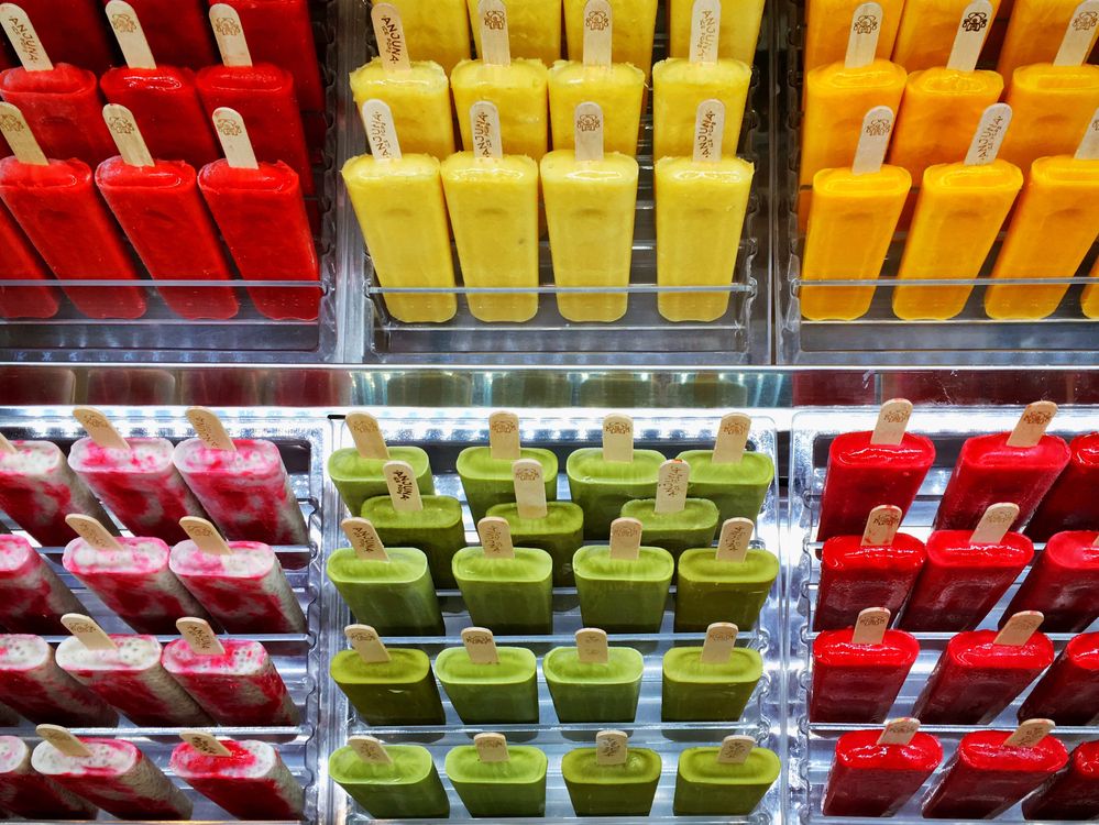 Colorful popsicles lined up. (Getty Images)