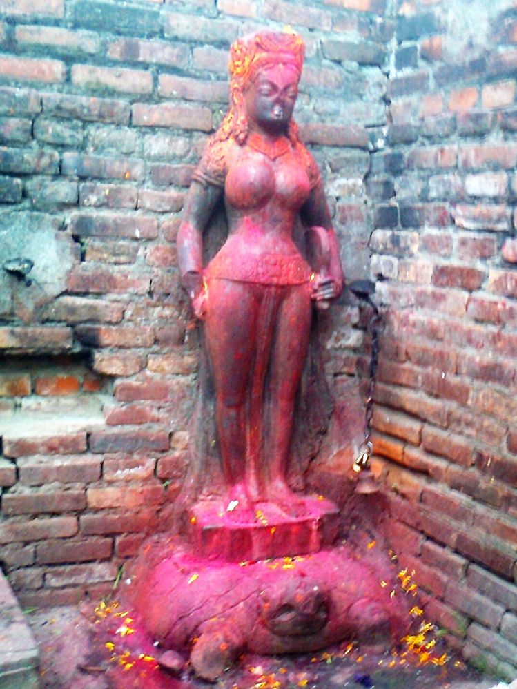 sculpture of goddess