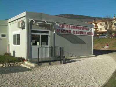 La nuova scuola, costruita dopo il terremoto