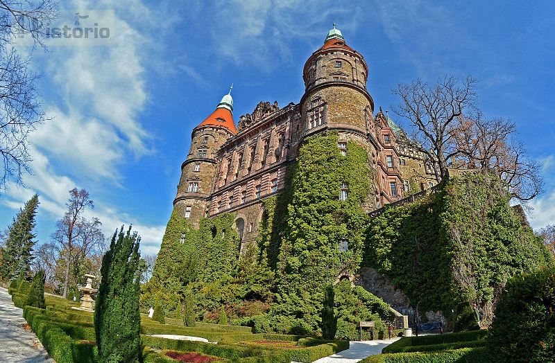 Castle in Wałbrzych