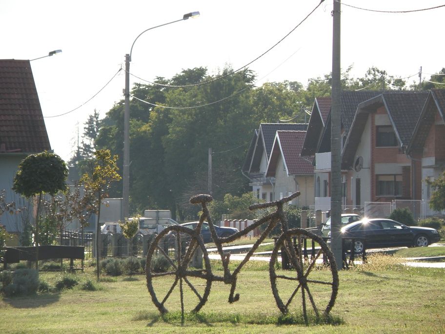 The entrance to Bilje